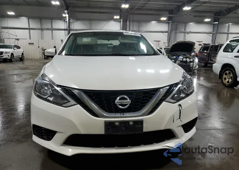 2017 Nissan Sentra S из США, поврежденный, VIN 3N1AB7AP7HY270950